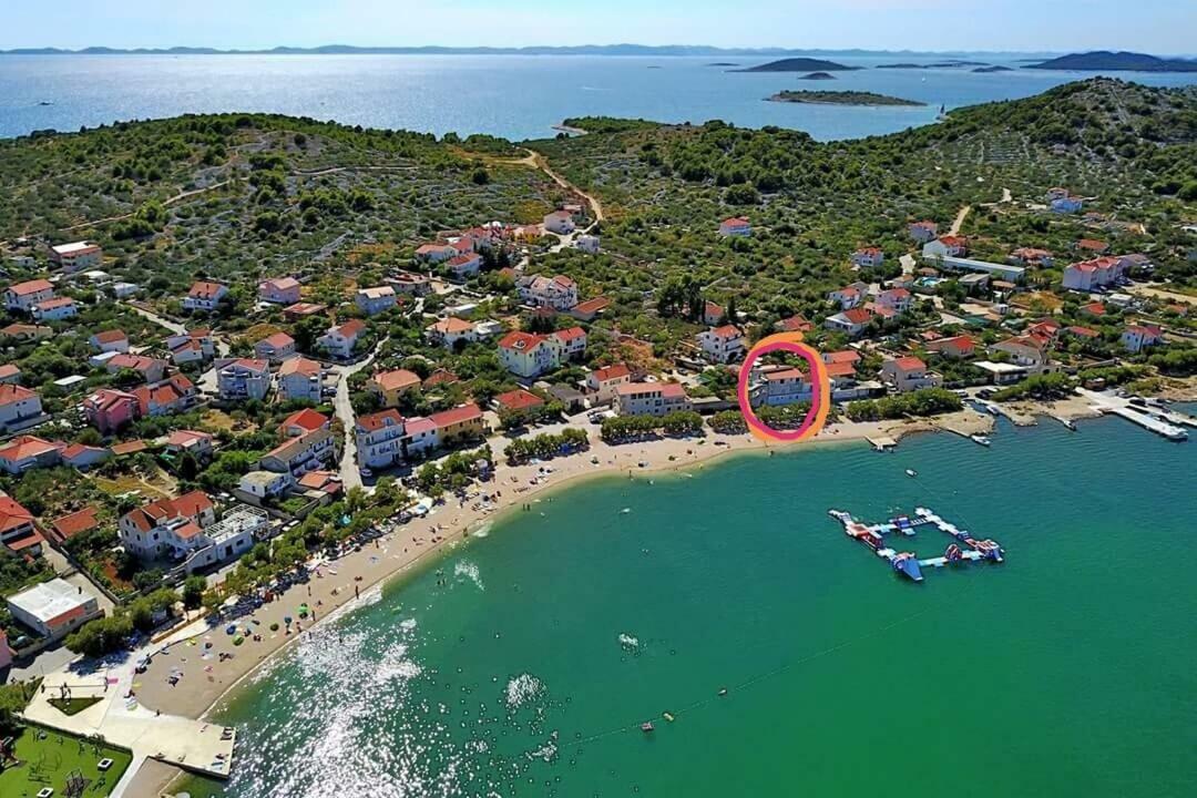 Apartman Klara Murter Kültér fotó
